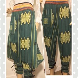 Woman Aladin Harem  Hmong ,Tribal. Trousers pants.